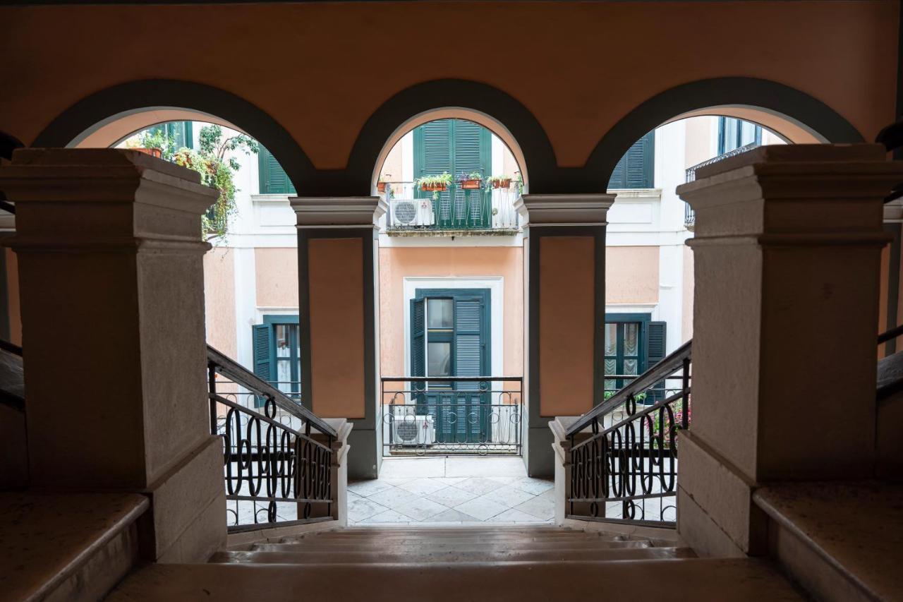 Bella Domus Suites Salerno Esterno foto