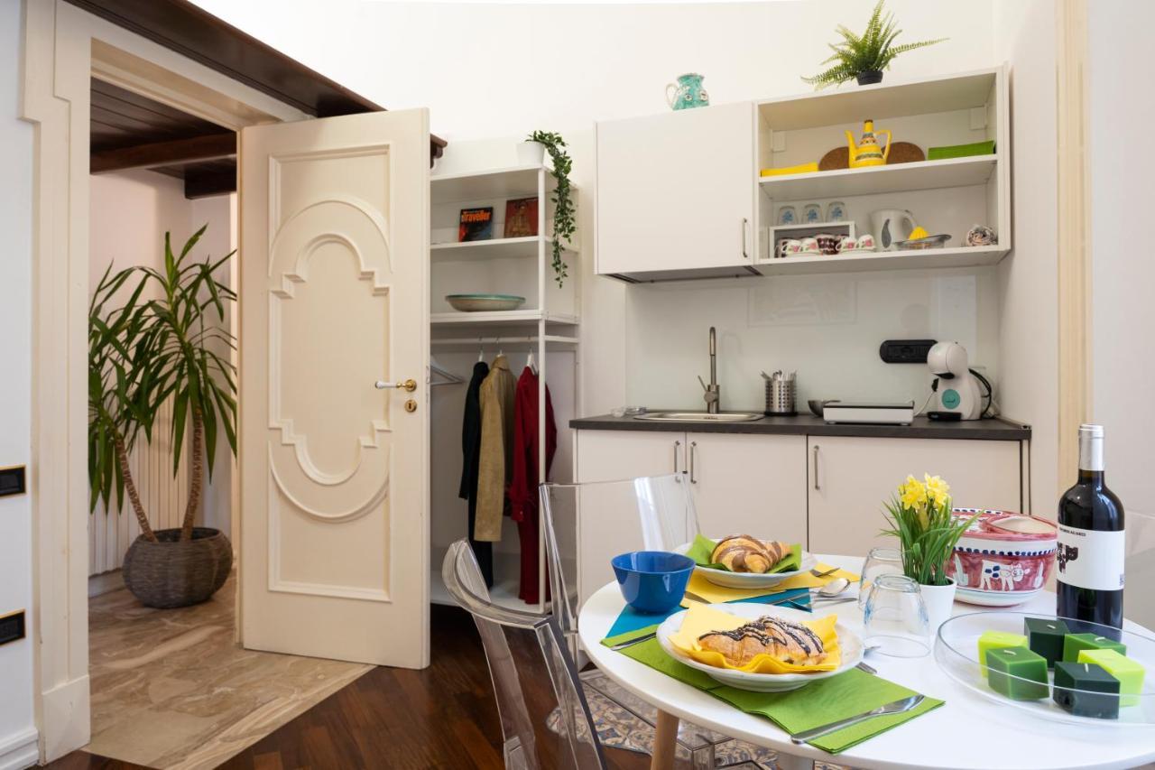 Bella Domus Suites Salerno Esterno foto